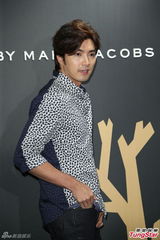 组图：贺军翔哀怨成金钟遗珠 避谈逃兵役话题