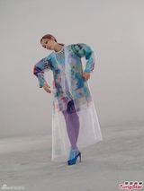 组图：郑秀文拍摄新歌MV正享受恋爱滋润