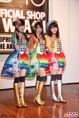 组图：SKE48三位团员来台 彩色裙装亮眼抢镜