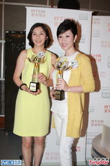 组图：林嘉欣出席活动称要放手让小孩独立