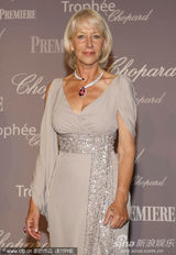 幻灯：海伦-米伦获颁“耀眼演员奖” 高贵秀珠宝