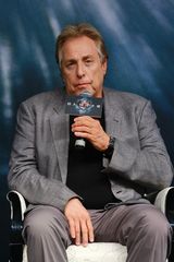 组图：《超人》上海造势 男主角卡维尔等到场