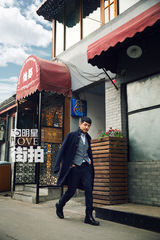 明星爱街拍：大萌叔郭晓冬演绎潮叔变形记