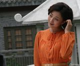 高清图：殷桃复古写真巧笑嫣然 大家闺秀抱猫咪