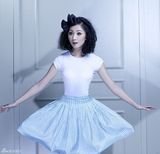 高清图：张瑶新年写真酷似芭比 解读最新潮流色彩