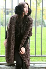 组图：张馨予写真诠释另类风尚 潮装混搭穿出性感