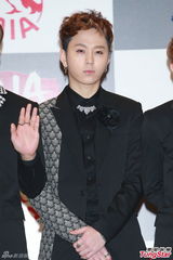 高清组图：Beast等赴港开唱 泫雅望与PSY再合作