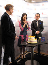 组图：章子怡柏林庆生