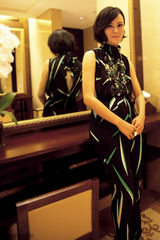 组图：刘孜出席时尚颁奖礼 展性感干练多面魅力