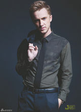 组图：马尔福《DAMAN》阴郁大片 诠释伦敦最酷男孩