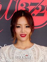 组图：韩团BEG宣传19禁个唱短裙秀美腿