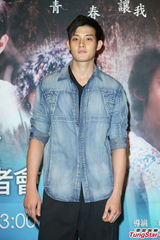 组图：蓝正龙挺恩师新作 不忘亏李佳颖绯闻