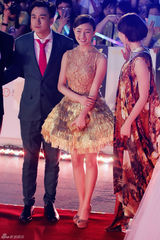 组图：《杜拉拉2》主演焦俊艳亮相上视节