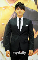 组图：韩剧《天上花园》办发布会