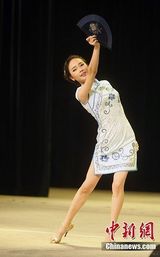 组图：重庆国际小姐选美三强被吐槽太丑