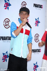 组图：周杰伦陈冠希潮牌推新作 还人情当蔡依林嘉宾