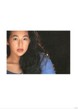 47岁铃木保奈美气质写真 获赞永远的赤名莉香