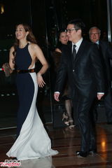 组图：晶刚香港婚礼 徐子淇与老公李家诚亮相