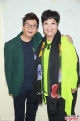 组图：许廷铿再上选秀舞台 开嗓比拼郑俊弘