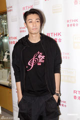 组图：谢安琪林子祥等群星助阵十大中文金曲记者会