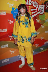 组图：曾志伟蒙嘉慧胡杏儿等录节目卖力演出