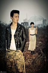 组图：魏千翔演绎唯美图片小品 痴恋都市女子