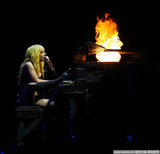 高清组图：Gaga开唱再进化 三点喷火尺度惊人