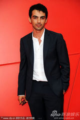 组图：电影《板球》《几片云》威尼斯举办首映礼