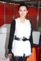 组图：《冲上云霄2》台湾拍外景 胡杏儿陈法拉比美