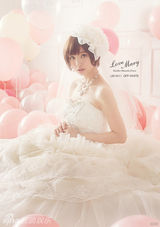 组图：筱田麻里子自创婚纱品牌唯美梦幻