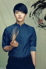 组图：马天宇将发新歌 古典造型展现中国风