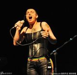 组图：辛妮-奥康娜四婚仅维持16日告终