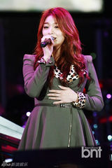 组图：韩团2PM与missA等出席音乐盛典尽情狂欢