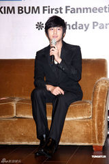 幻灯组图：韩版F4成员金范赴台湾举行粉丝见面会