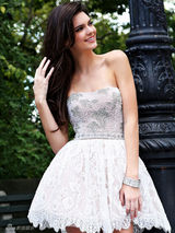 组图：17岁嫩模肯达尔-詹娜大片清新 水钻裙性感甜美