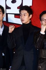 高清组图：郑俊浩金敏贞尹斗俊孙娜恩宣传新片