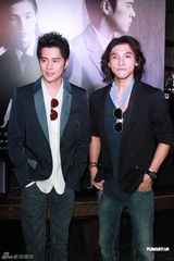 组图：Shine组合8月初开唱 票已售罄备受鼓舞