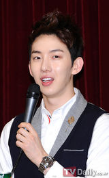 组图：韩男团2AM担任鸡蛋大使宣传营养饮食