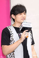 高清图：周杰伦常去教会但并未受洗礼 称信仰很重要