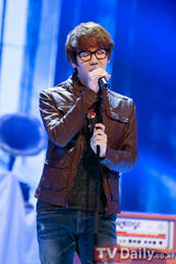 组图：韩国《MCD》李升基战胜梁耀燮获三连冠