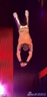 组图：截肢男参加英国星跳跃 人残志坚令人钦佩