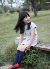 组图：5岁小萝莉走红微博 小天使萌化网友心