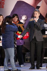 组图：神话Andy退伍后首办粉丝会 劲歌热舞粉丝尖叫