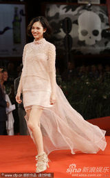 高清图：《挪威的森林》首映 陈英雄携娇妻亮相