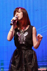 组图：张敬轩疑患流感隔离 巫启贤拒再收徒