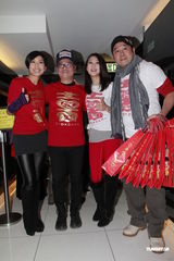 组图：《我爱HK》票房过千万 麦长青黄智雯等谢票