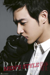 组图：潘玮柏登《芭莎男士》 出道十年容颜不老