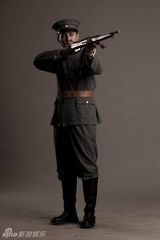 组图：献礼剧《开天辟地》周恩来定妆照