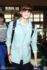 组图：FT等赴日本参加《MCountdown HelloJapan》