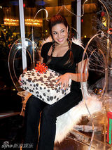 幻灯图集：欧美明星过圣诞 奥巴马亲民LADYGAGA雷人